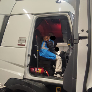 fb110c25-c6fd-44e5-a83c-91b42375dfe2